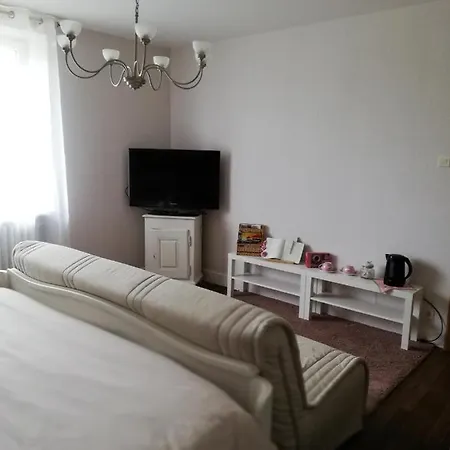 D'hotes Sandrine Louis 3*